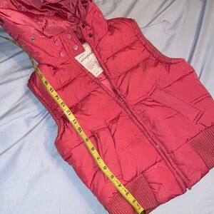 Aeropostale pink puffer vest With removable faux fur head trim hood hoodie